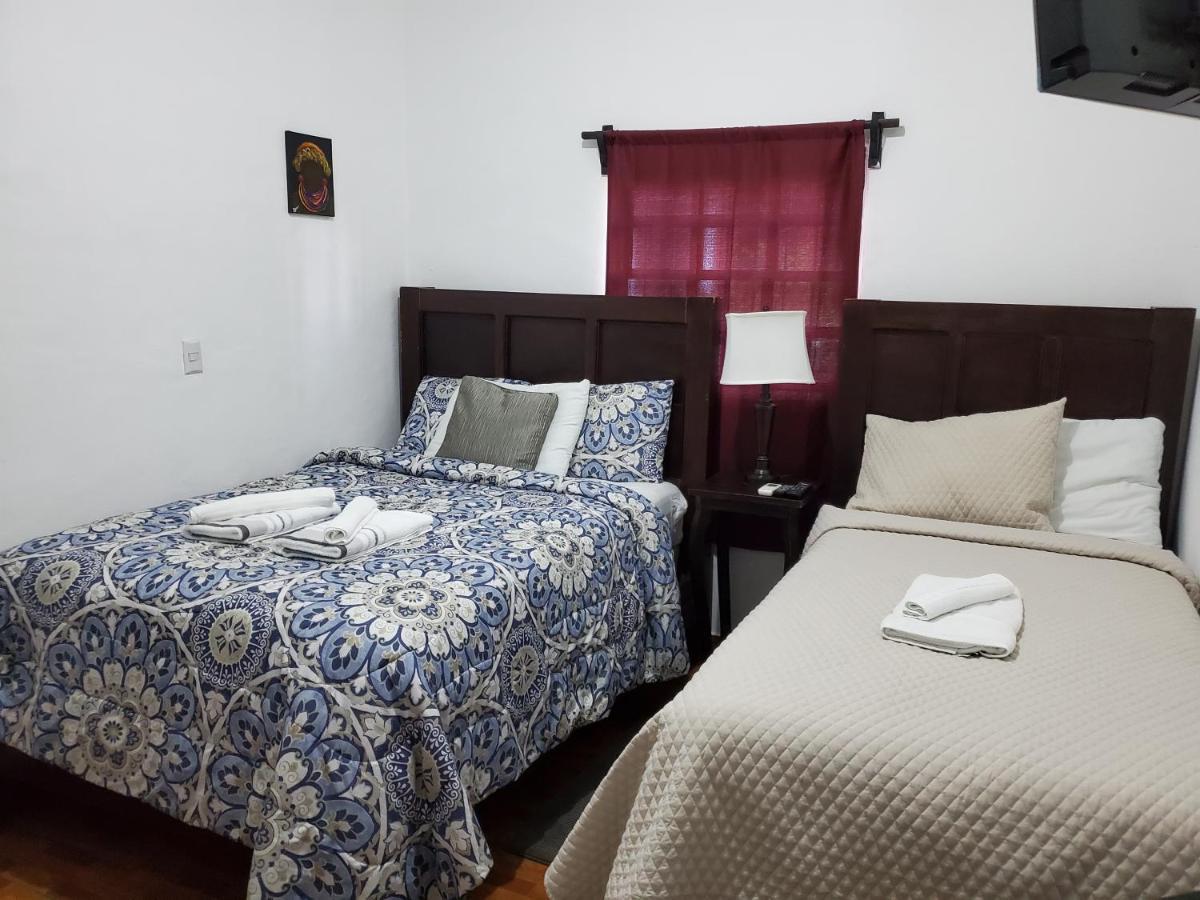 Hotel & Restaurant Fleur De Lis Concepción de Ataco المظهر الخارجي الصورة